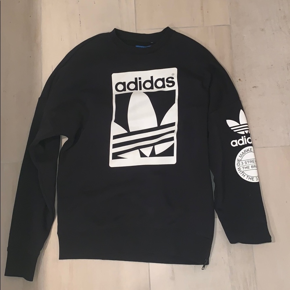 adidas sweatshirt with zipper